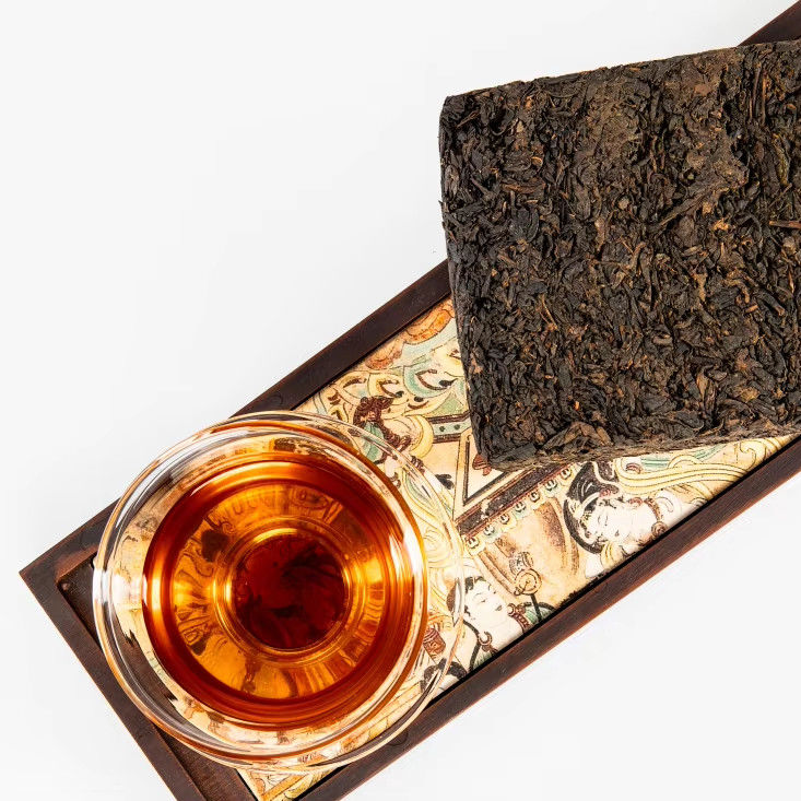 Té negro tradicional chino caliente y digestión Té con proceso de producción antiguo y materias primas naturales seleccionadas